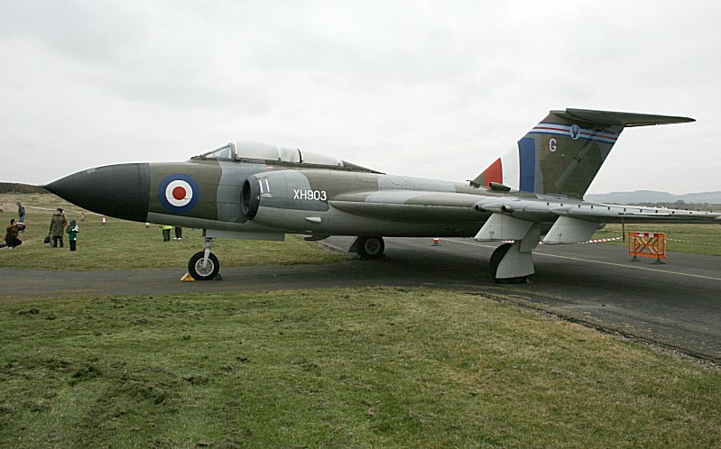 http://www.flankers-site.co.uk/misc_pics/jet age 007.jpg
